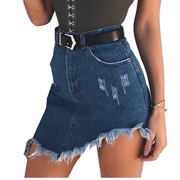 Jean skirt - Picture 1 of 3